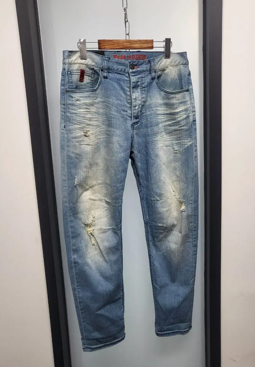 AlmaniExchange Damaged Denim31