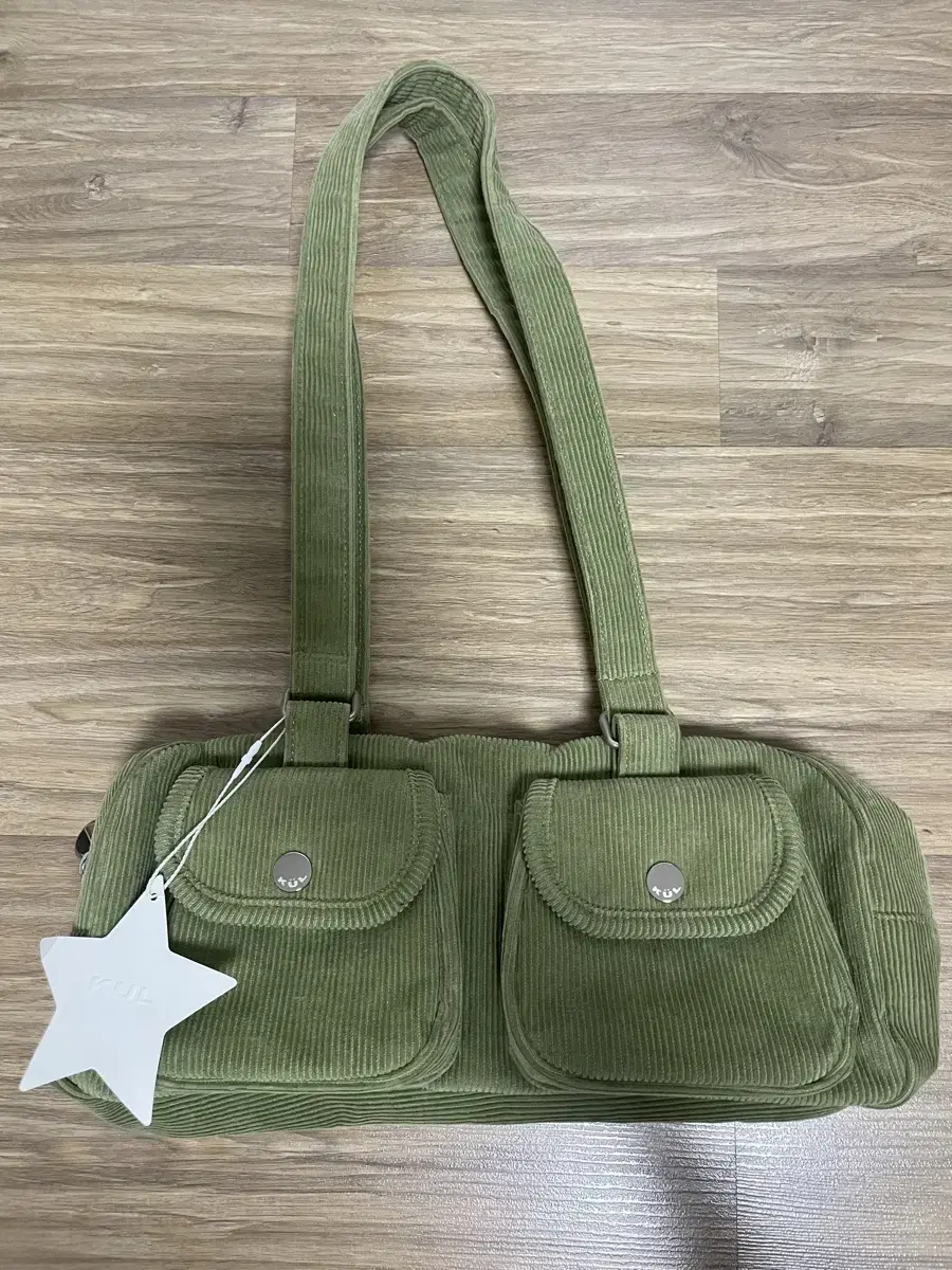 큘 포켓백 카키 그린 코듀로이 kuel pocket bag