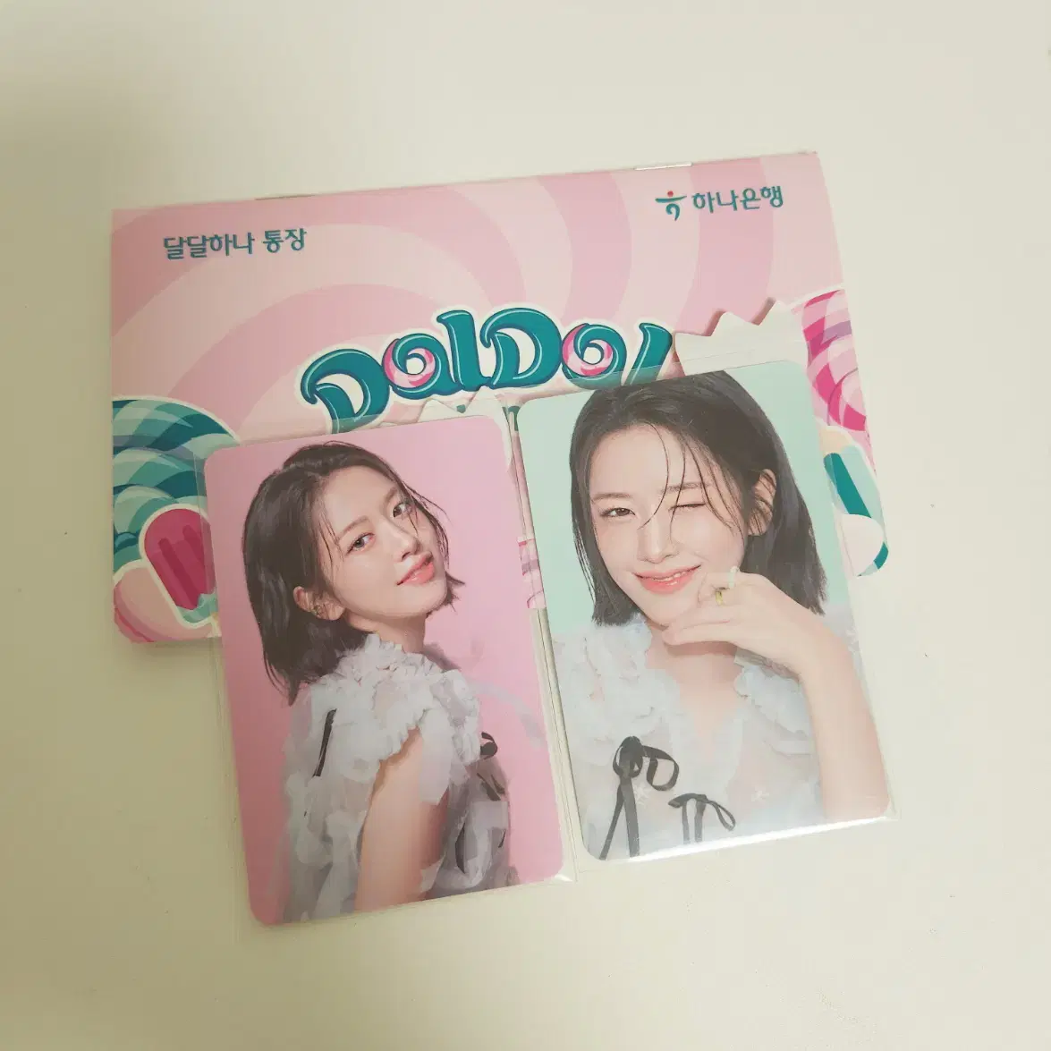 ive yujin holy water pop up set of 2 photocard unreleased photocard + silver bag + passbook