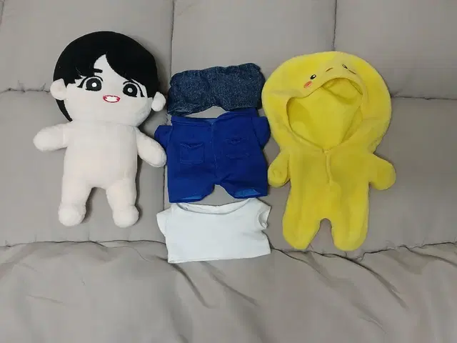 꾹아리 전정국인형 10000원