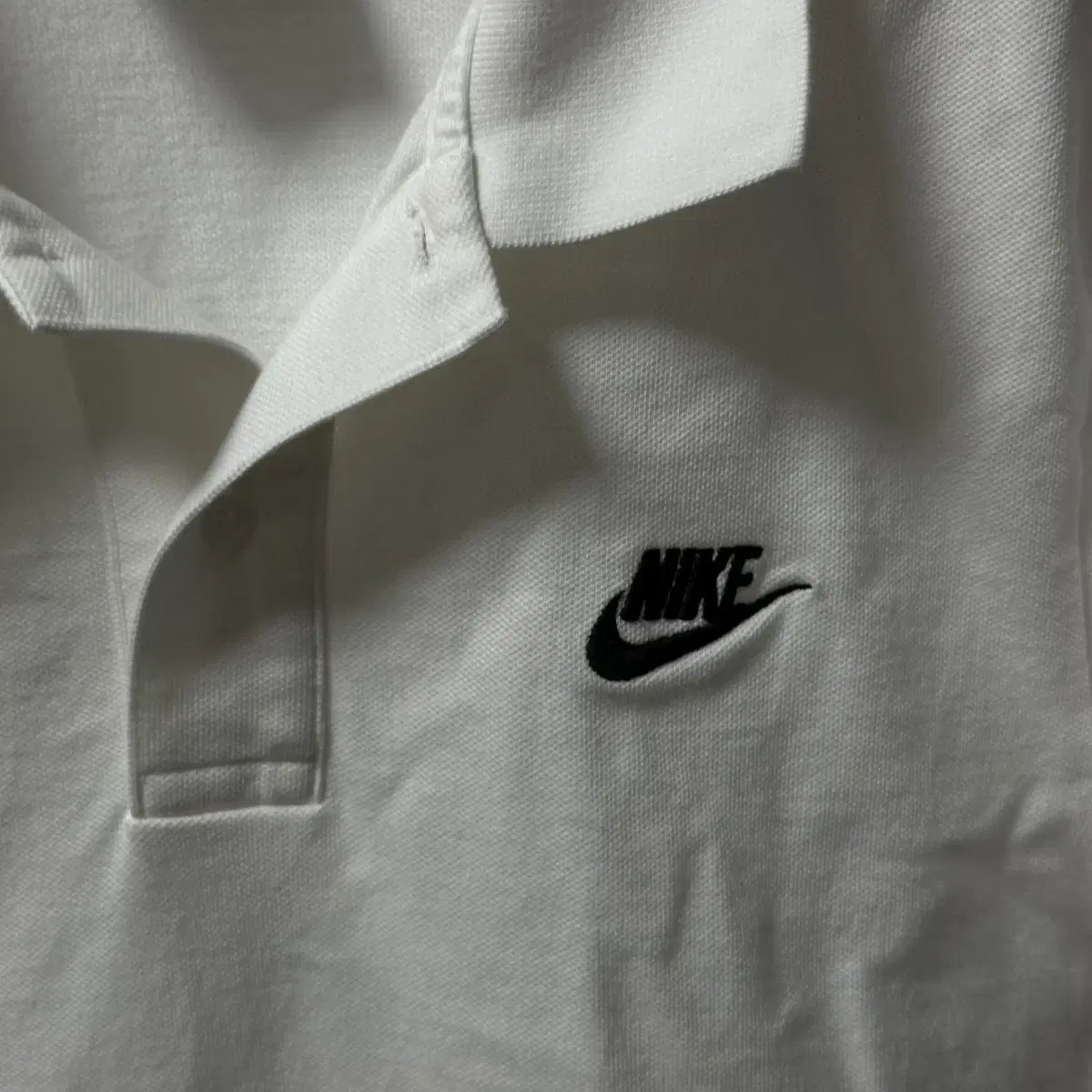 나이키 nike 화이트 반팔 카라티