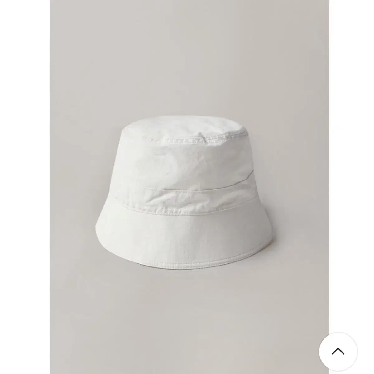 Nothing written Bucket hat(white)