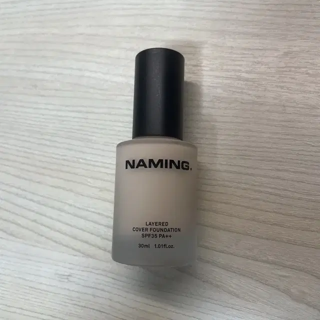 네이밍 레이어드 커버 파운데이션 30ml 19N 미사용