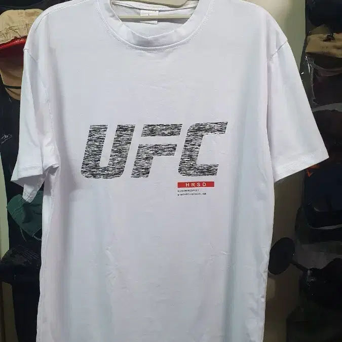 새상품)UFC HRSD 화이트 코튼반팔티셔츠