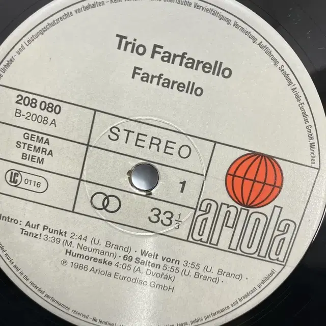 TRIO FARFARELLO LP / AA5207