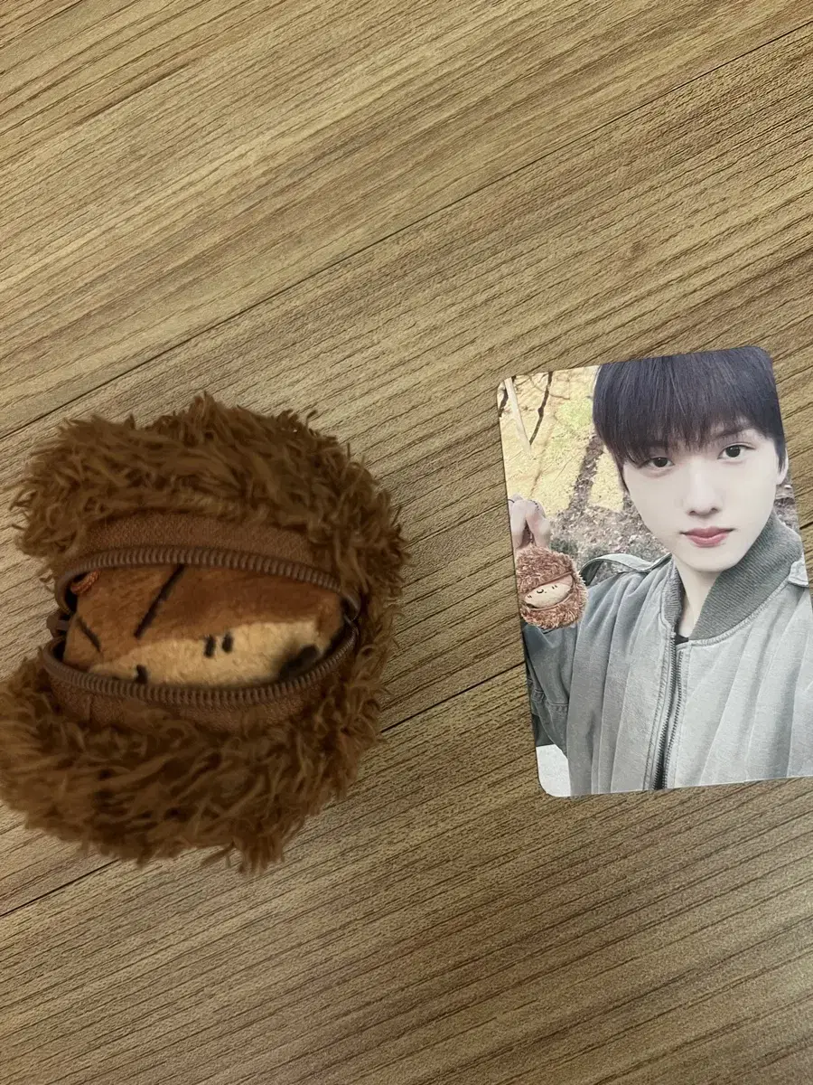 Gunbamman Doll + Photocard wts