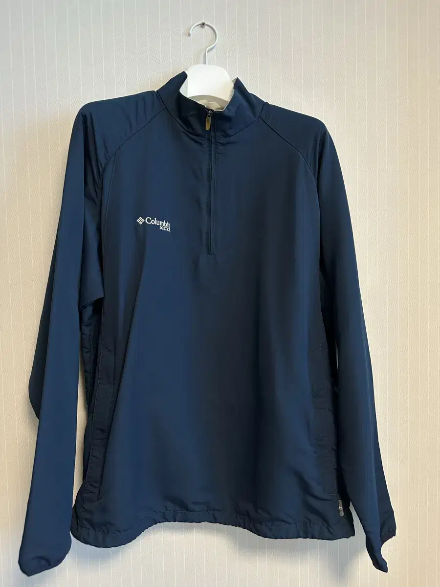 Columbia Men's Size L Vahn Zip-Up Hooded Windbreaker