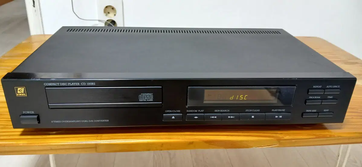 인켈CDP CD-100RS