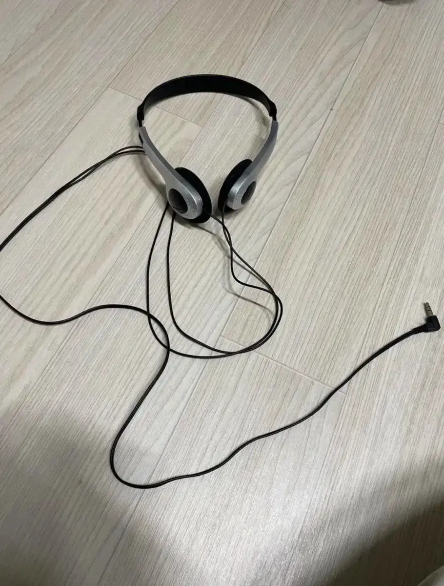 y2k headset