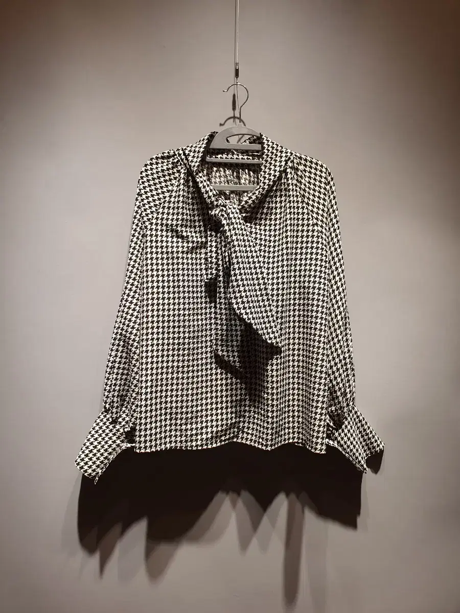 [Free shipping] Bonded Women's Houndstooth Check Ribbon Tie Blouse F