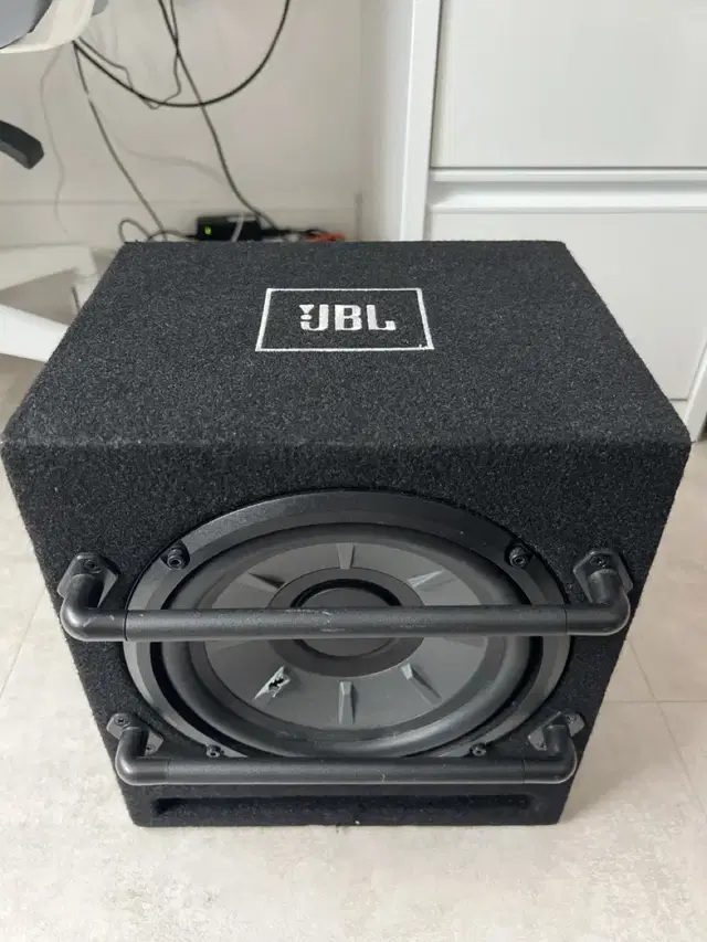 JBL 차량용 우퍼 판매합니다