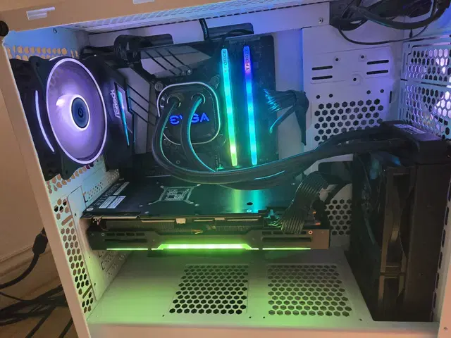 i7-9700kf / z390 / rtx2080super / RAM 16