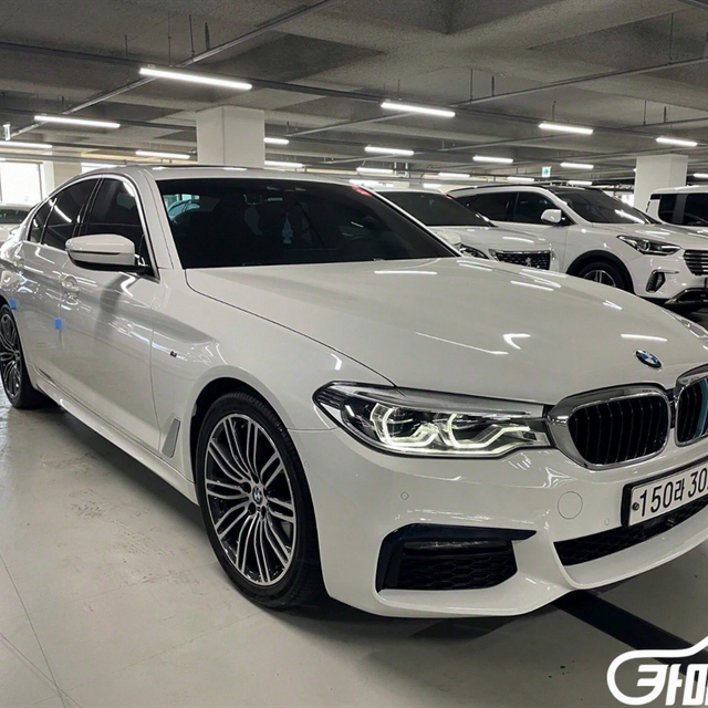 BMW5시리즈 (G30) 530i M 스포츠 플러스/전액할부/여유자금/군