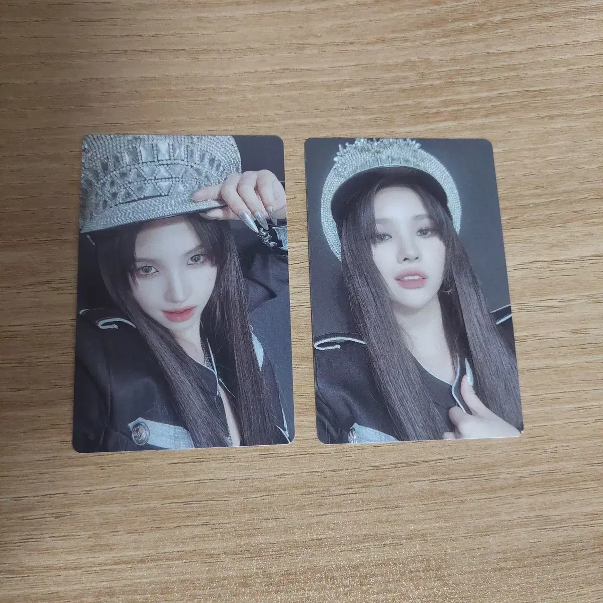 (bulk, fees included) idle soyeon 2 Super Lady Jewel album Photocard