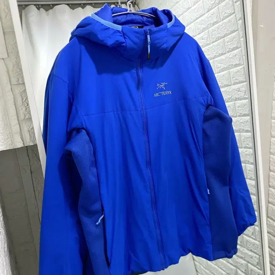 Arcteryx Atom LT hoodie Jacket