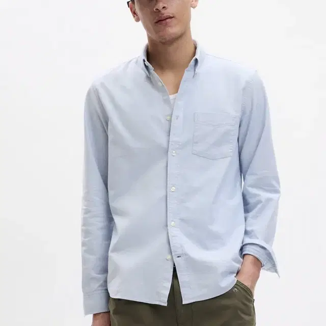 [Gap] 클래식 옥스포드 셔츠 인 스탠다드 핏. Light Blue,