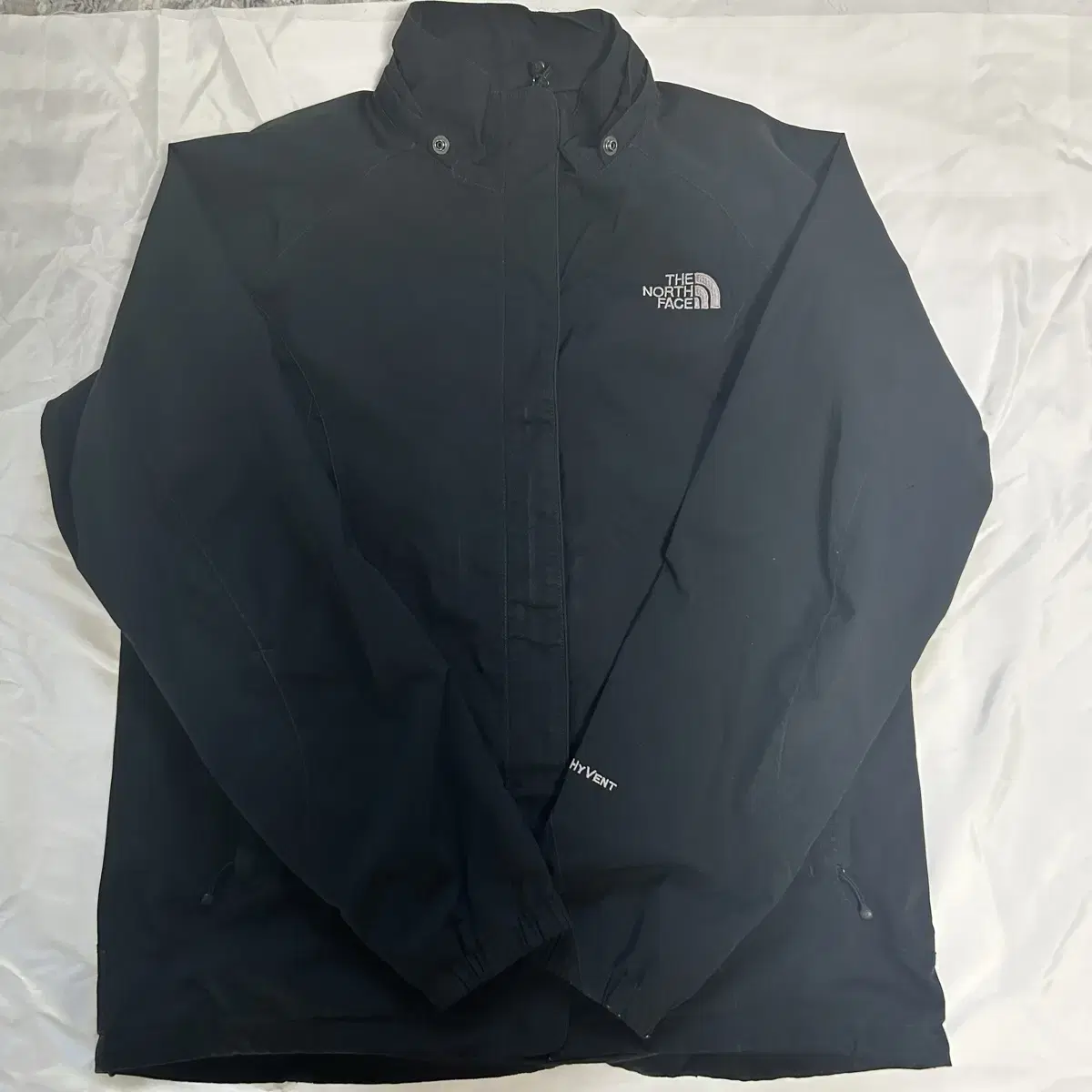 The North Face Gofcore Windbreaker