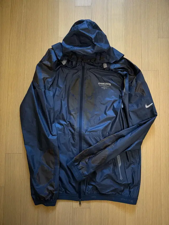 NIKE UNDERCOVER GYAKUSOU 러닝 점퍼