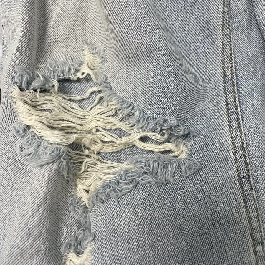 글로니 95 DESTROYED STRAIGHT FIT JEANS