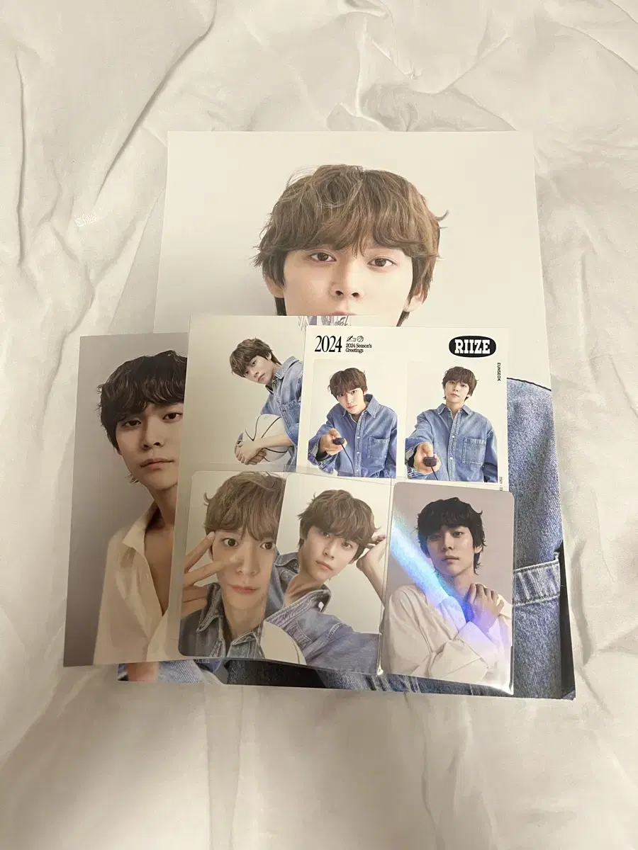 Rize eunseok seasons greetings season's greetings buncheol photocard postcard poster