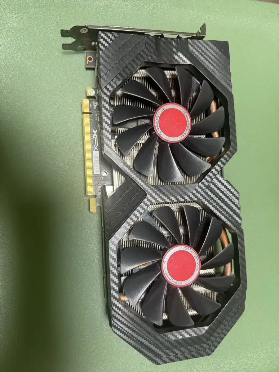 라데온 RX580 4gb XFX 판매합니다 (쿨거래시 네고)