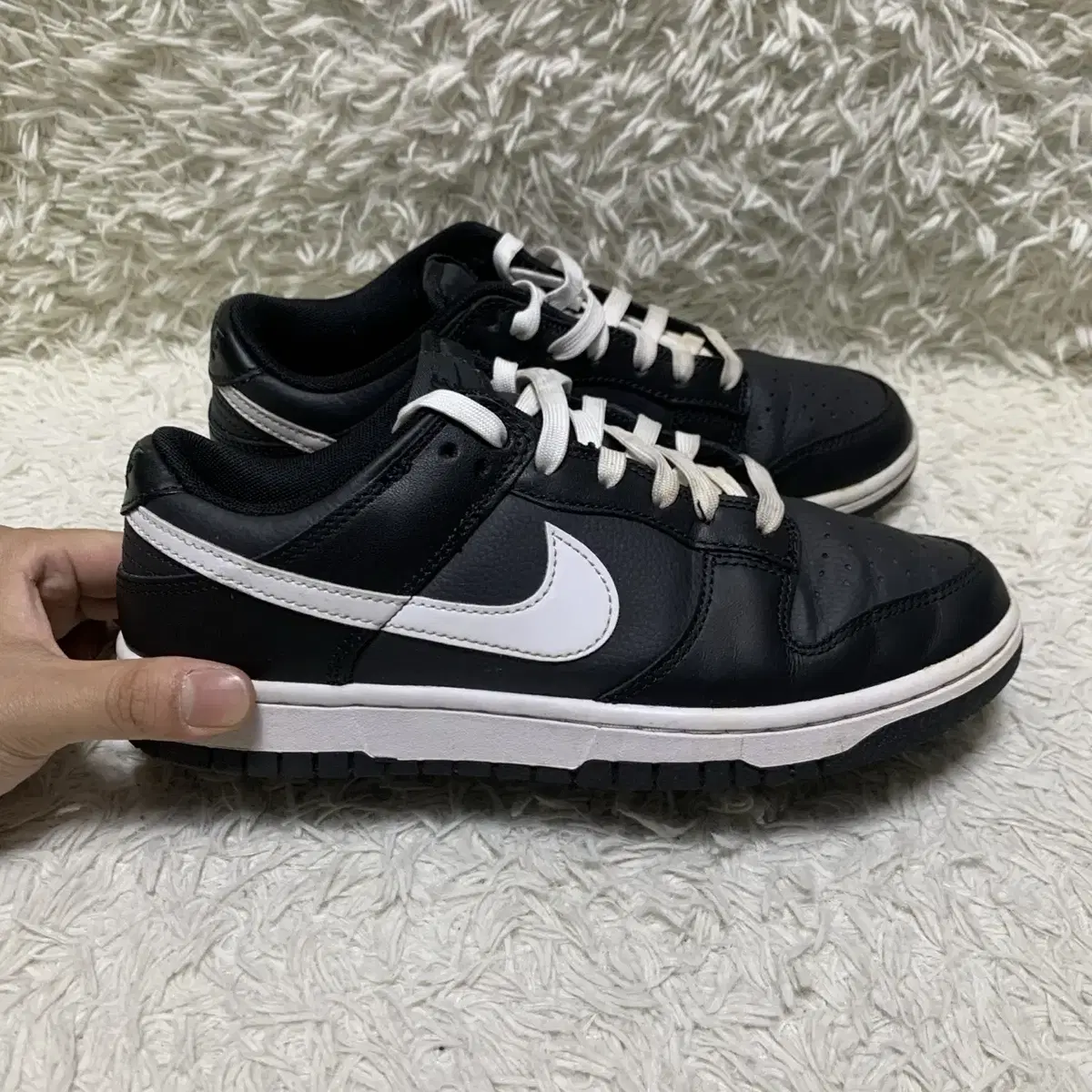 [250] NIKE 나이키 덩크로우 판다 스니커즈