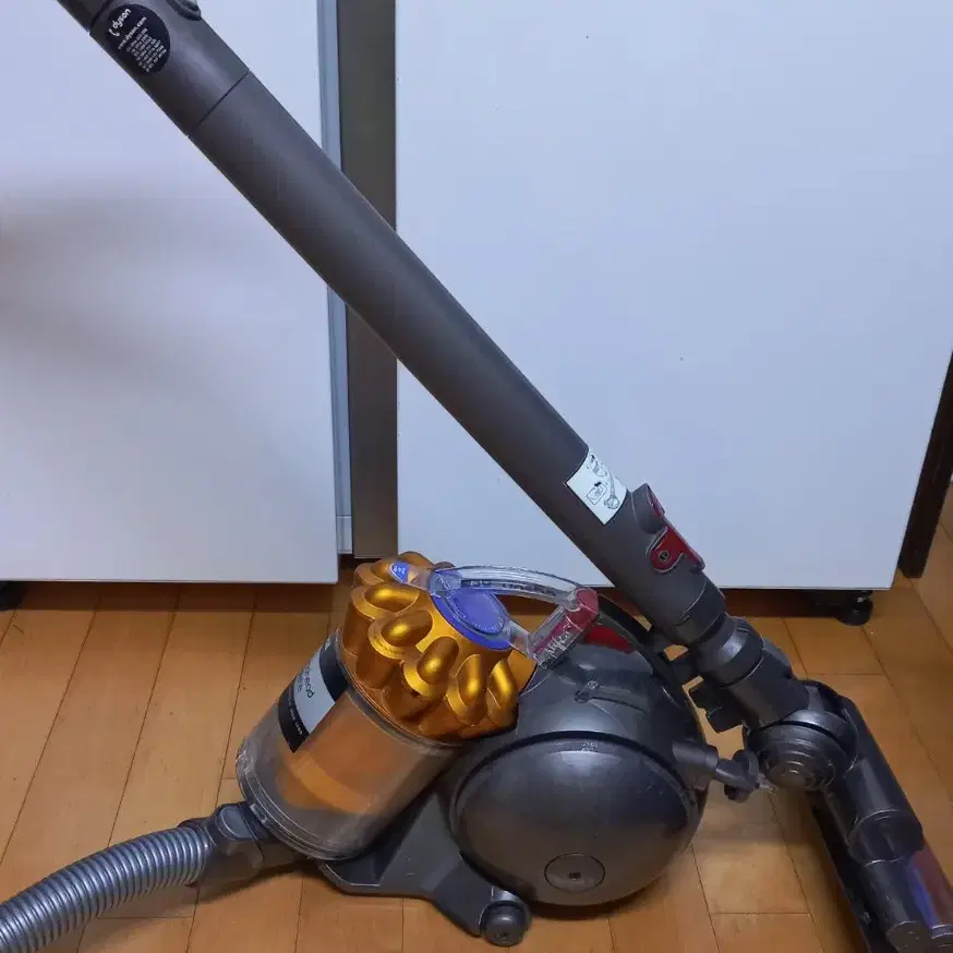 Dyson 유선청소기 DC48