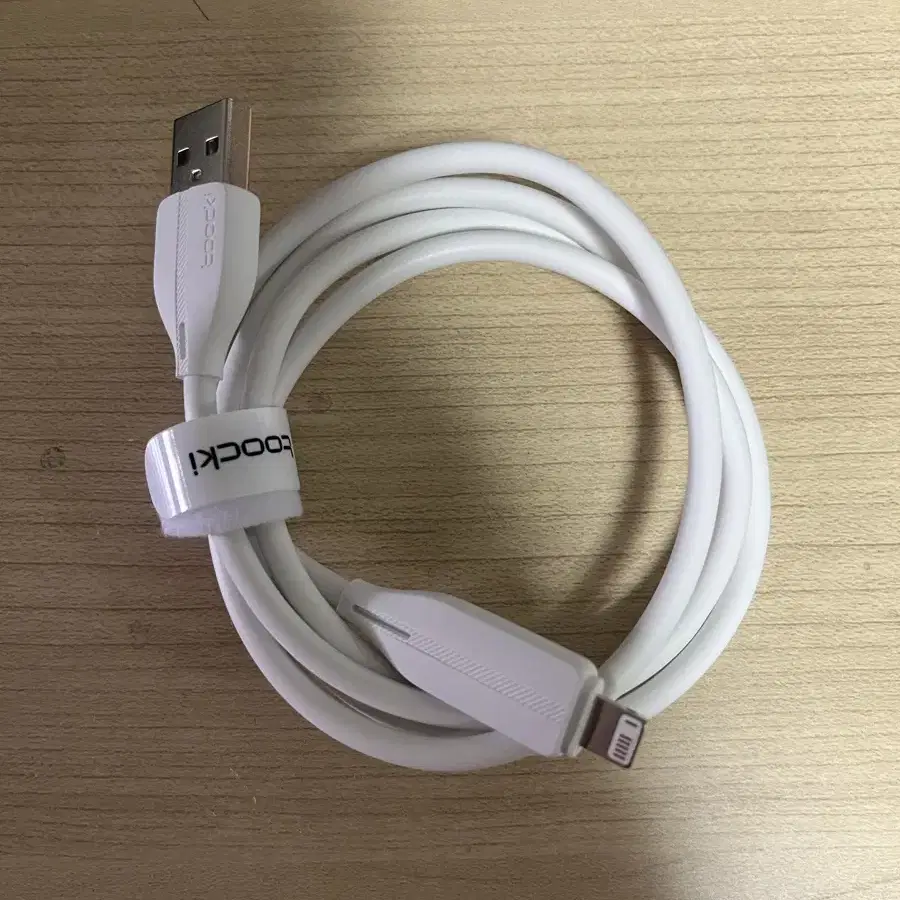 애플 usb to 라이트닝 케이블