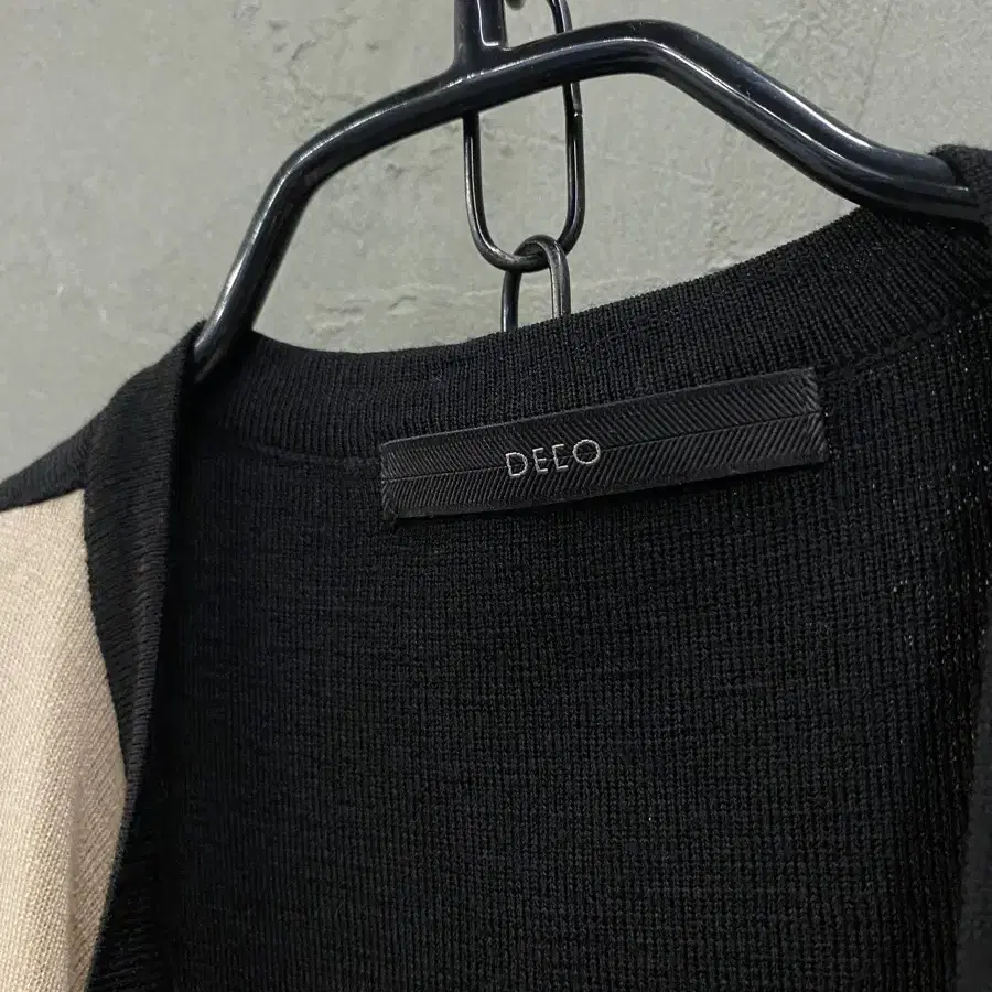 DECO 데코 wool100%벨티드 숄가디건