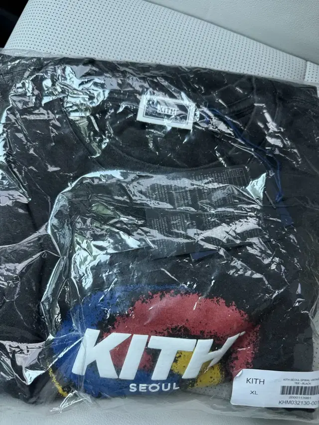 (미개봉신품) Kith seoul 키쓰 서울 티셔츠 XL 블랙