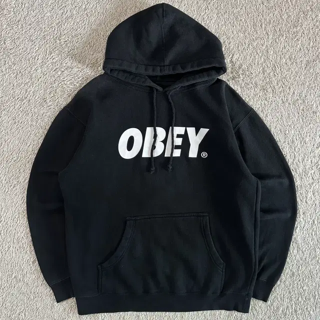 [M] 오베이 OBEY 빅로고 후드티 블랙