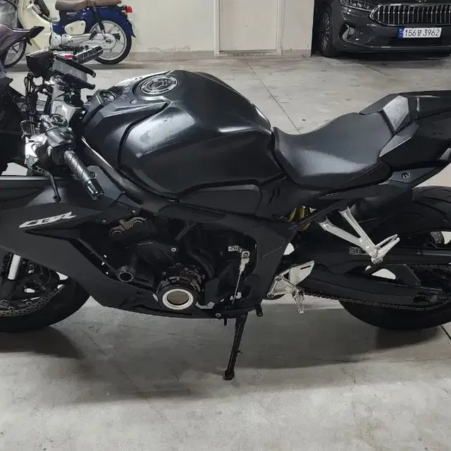 19년식 cbr650r 팝니다