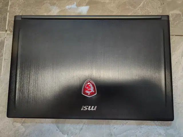 MSI gs63 (gtx1050) 게이밍 노트북 팝니다