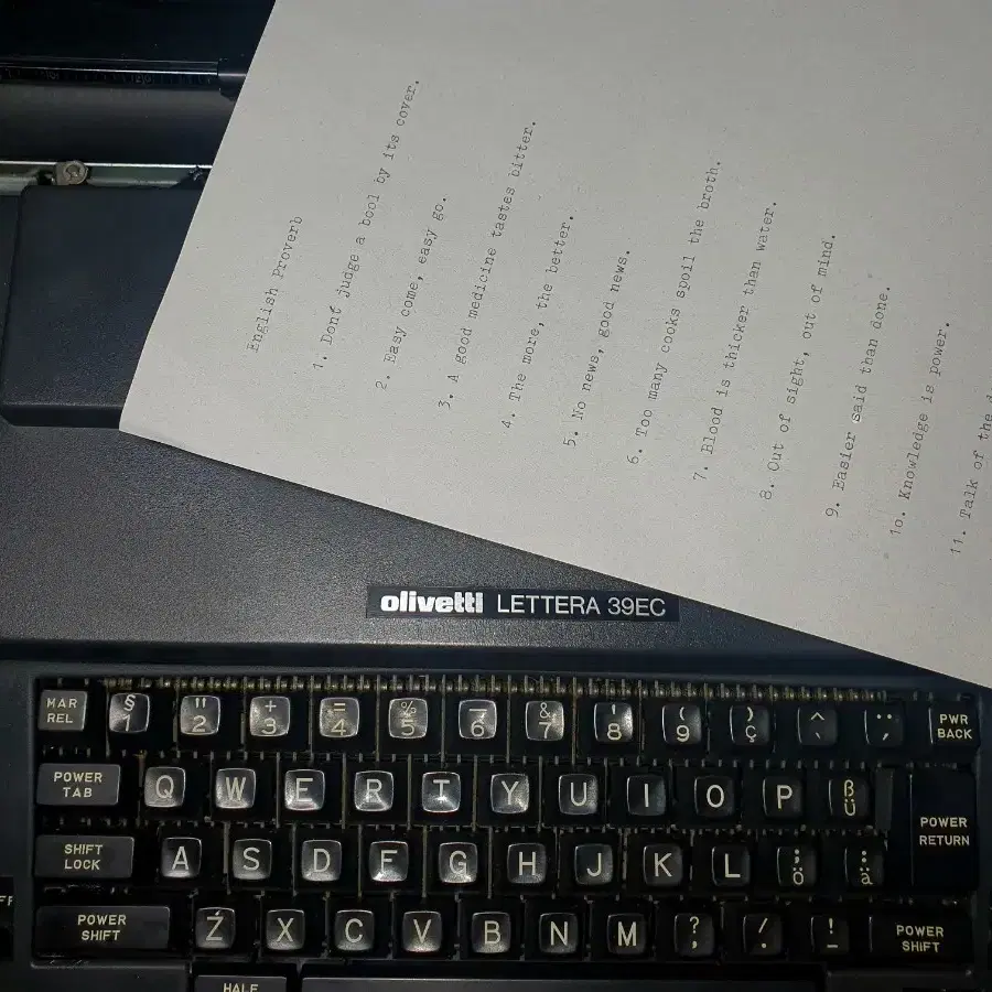 olivetti LETTERA 39EC 전동타자기