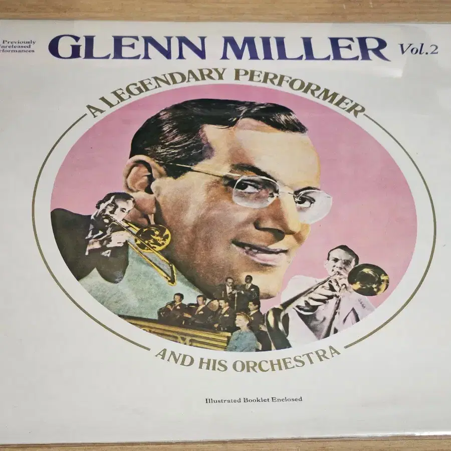 Glenn Miller - A Legendary Performer Vol