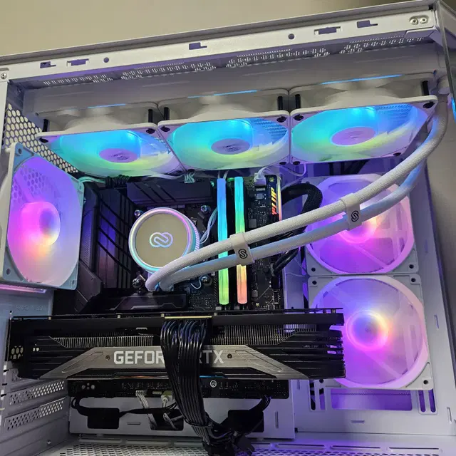 i7-12700k, rtx3070ti 어항 본체