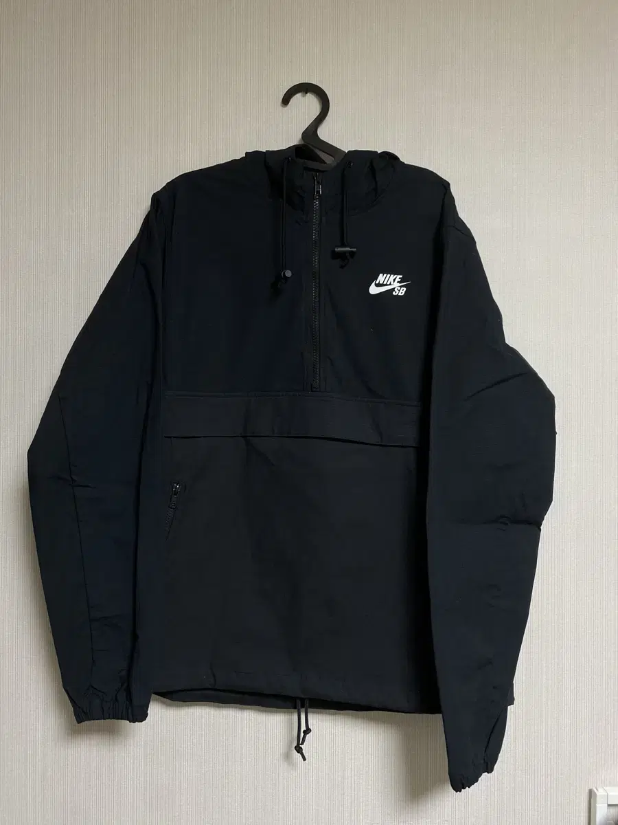 (105)Nike SB Anorak Black