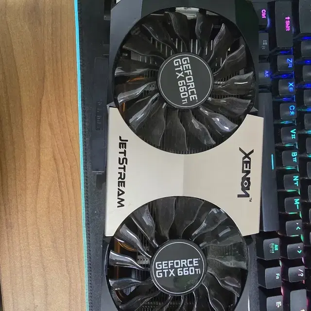 GTX 660 Ti 이엠텍 팝니다