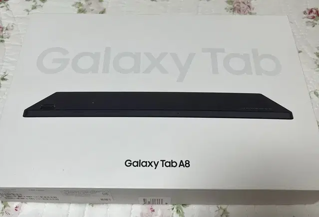 갤럭시 탭 a8 22년산 64GB 새거팔아요.