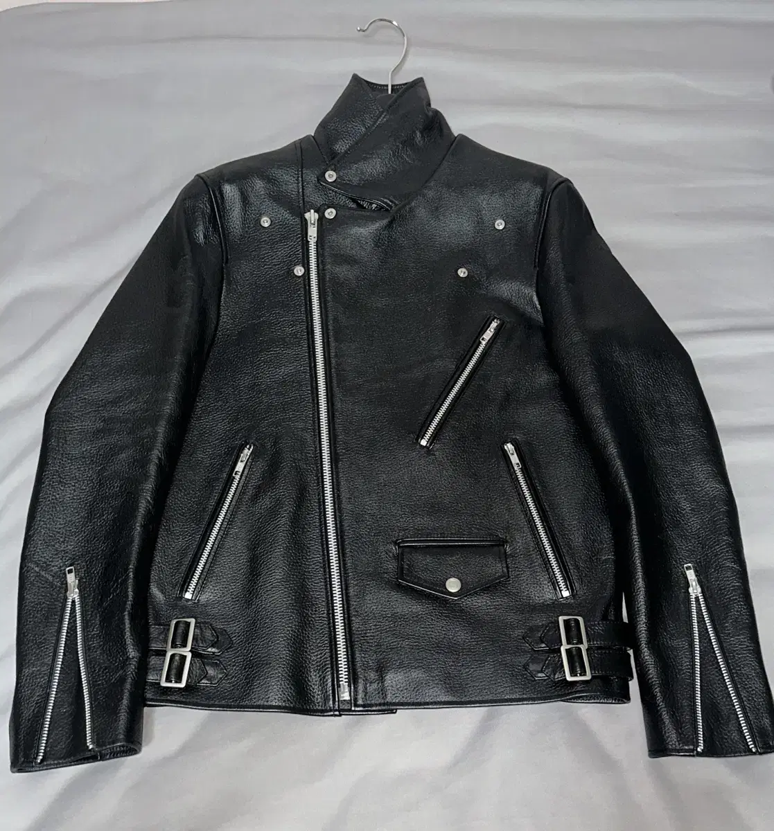 VivaStudio Classic Rider Jacket S sells!