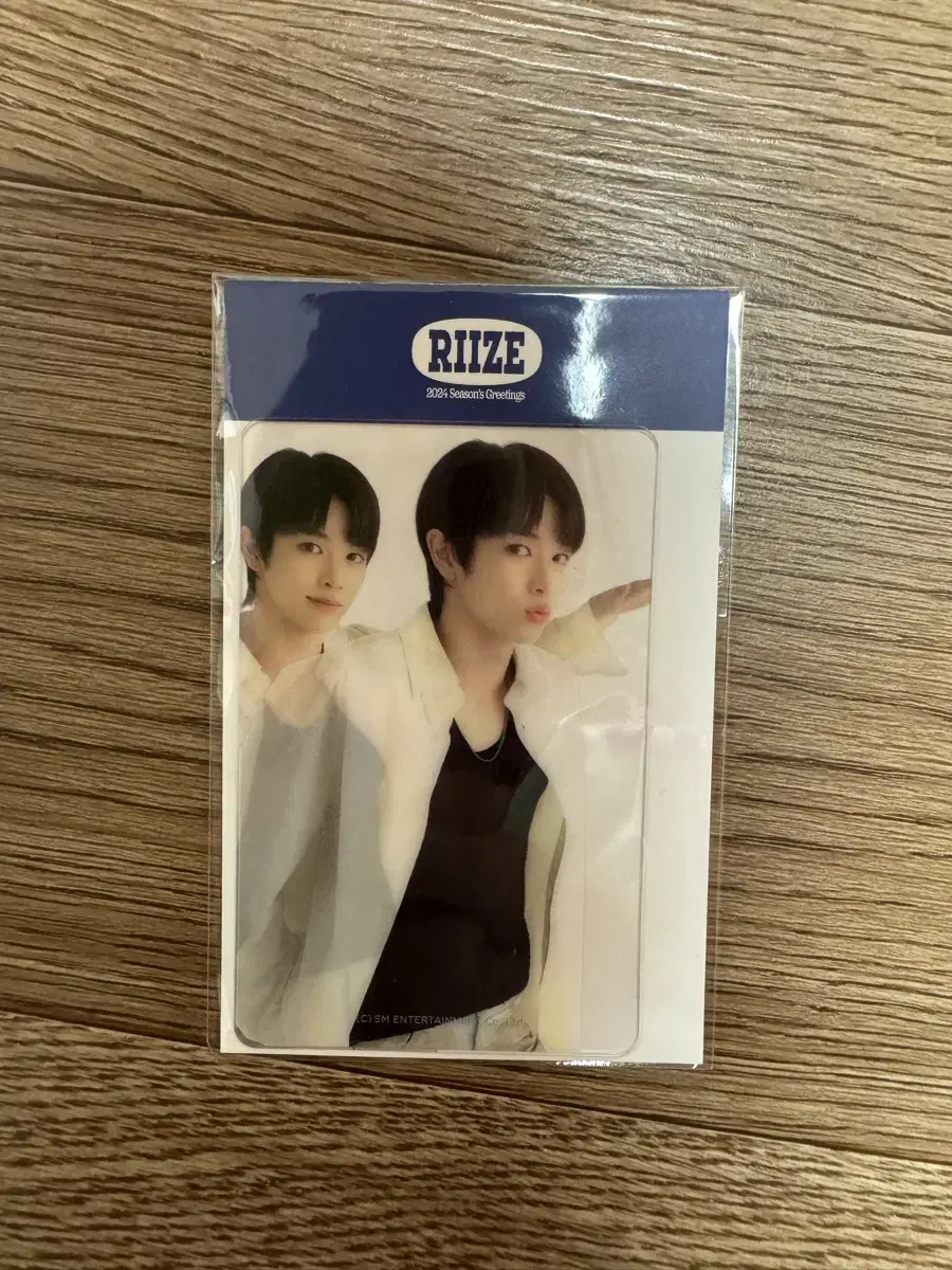 Rize Season's Greetings Clear sungchan photocard (transparent photocard)