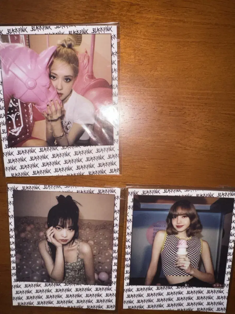 Black Pink 21 Summer Diary polaroid Sells