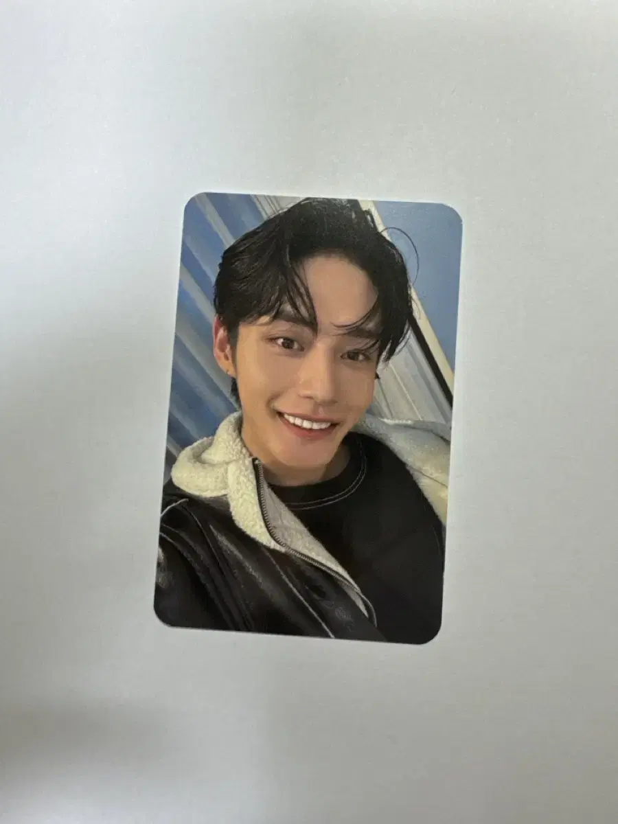 급처)kim jiwoong romantic crown photocard sell해요