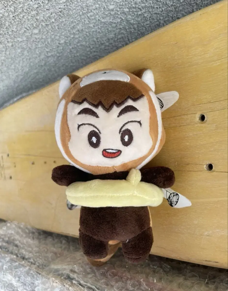 Xiumin Small Maggot Doll