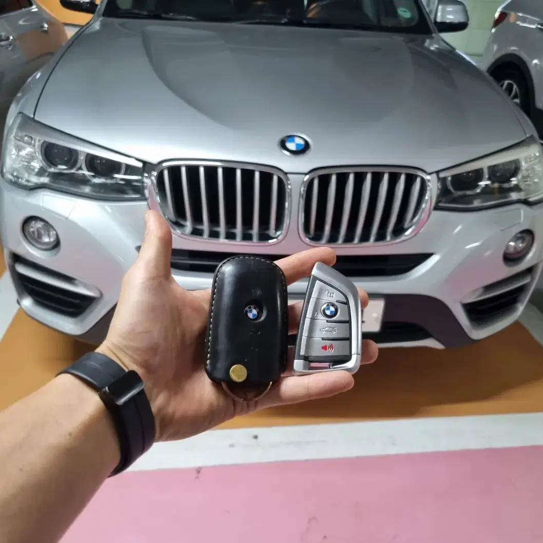 BMW 전연식 전모델 구형 차량키 디지털 스마트키로 코딩개조 업그레이드