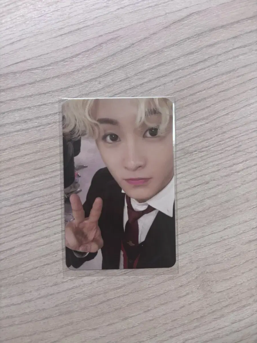 Mark last csr album photocard