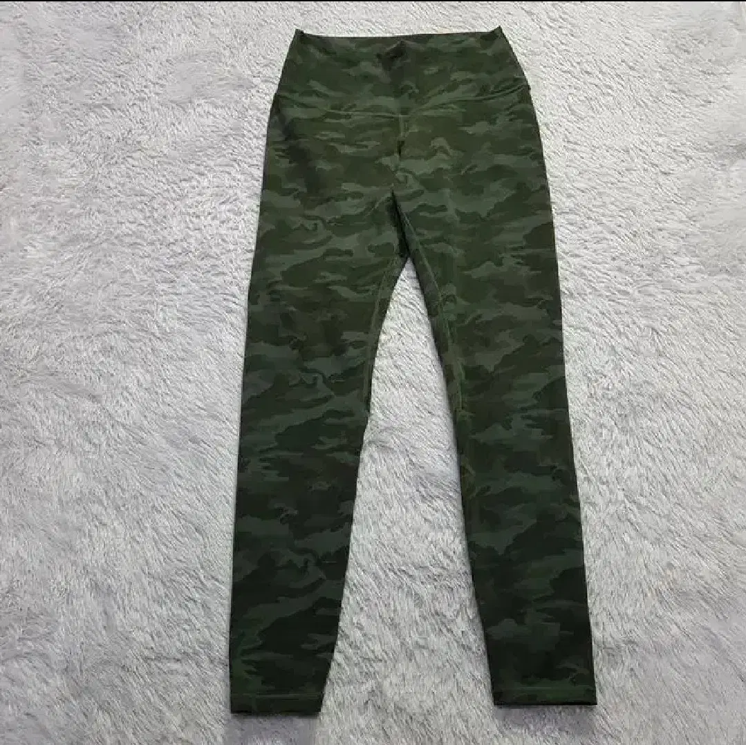 Women's XL) Colorfulkoala Camo Leggings