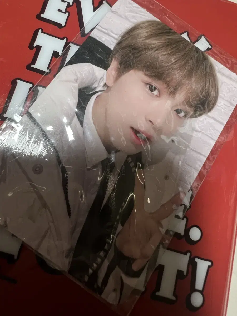 NCT padding haechan photocard sells.