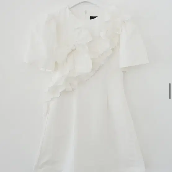 르콩 Blooming Ruffle Mini Dress 셀프 웨딩 드레스