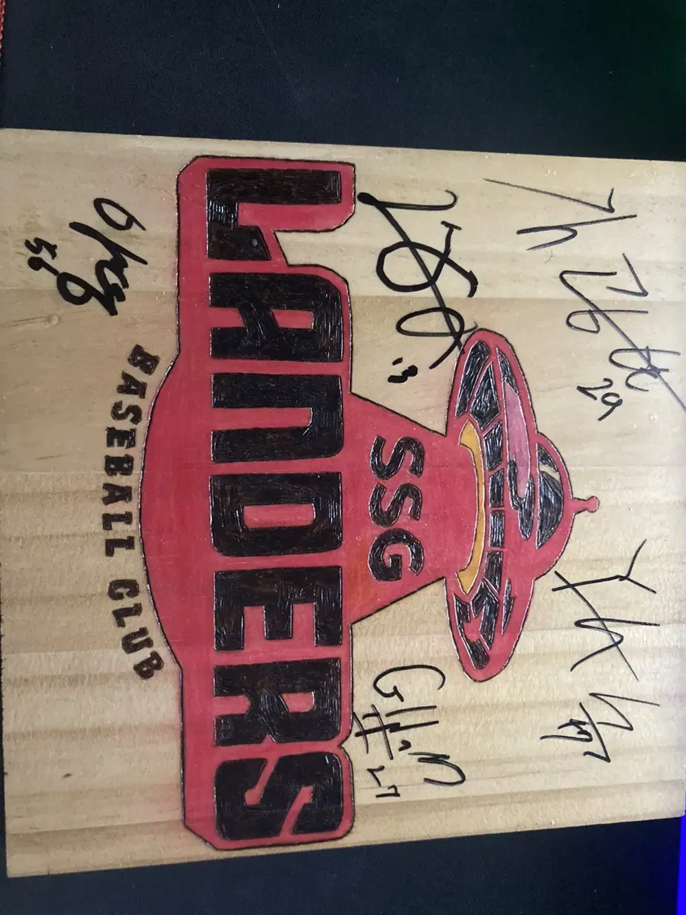 SSG Landers autographed picture frame